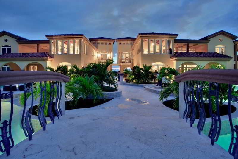 Belizean Cove Estates Hotel San Pedro  Exterior photo